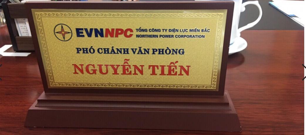 Địa chỉ nào làm biển chức danh ở Hà Nội đẹp