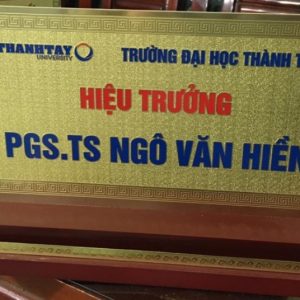 Địa chỉ nào làm biển chức danh ở Hà Nội đẹp 1